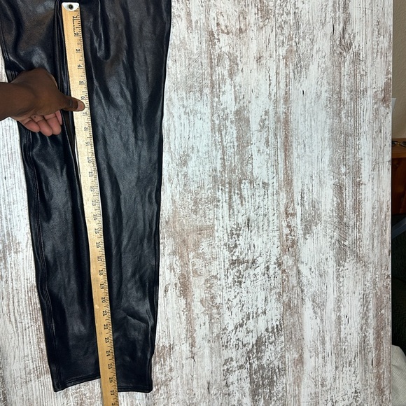 Spanx Black Faux Leather Leggings Style 2437 Sz S/P - Picture 9 of 15